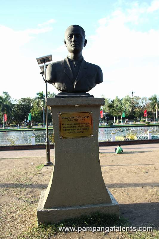 Graciano Lopez Jaena Statue (Iloilo, 1856 - 1897) Philippine Hero from Iloilo Visayas